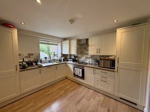 Kitchen- click for photo gallery
